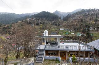 Eden Stay & Cafe - 8