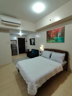 Roomy Condotel Across NAIA TERMINAL 3 - Manila - 7