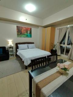 Roomy Condotel Across NAIA TERMINAL 3 - Manila - 8