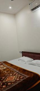 Janki Paying Guest House - Ayodhya - 5