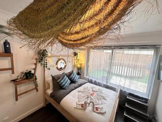 Magic suite avec Balnéo, Sauna et terrasse - Reims - 0