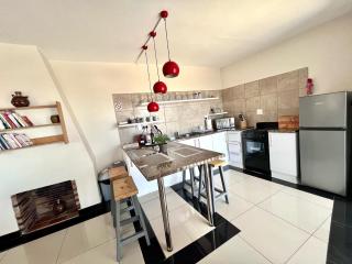 Seaview Sunset Boutique Apartments - Solar powered - Cape Town - 1