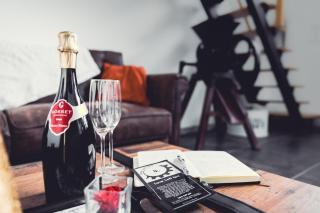 Love Room Loft Spa logement entier balneo exterieur - Ambronay - 1