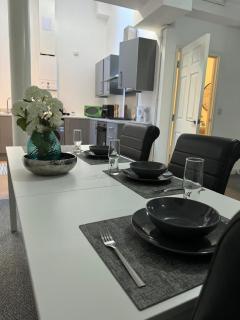 The Netflix Suite - 3