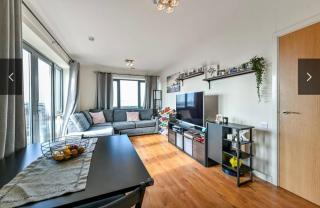 Sunset Heights Bright 2BR with City Views and Free Parking - Londra - 1