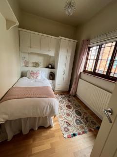 The Lyttle Cottage - Belfast - 2