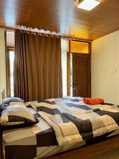 Sleepy Raccoon Hostel - Yogyakarta - 9
