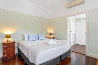 Hervey Bay Beach House - Pialba - 6
