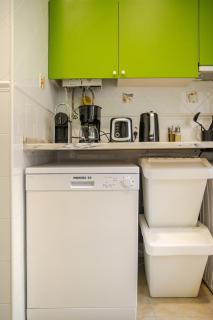 27 A GRAÇA Cozy Apartment with Balcony and Free Parking - Lissabon - 1