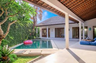 Modern stylish 4BR villa in central canggu - Canggu - 8