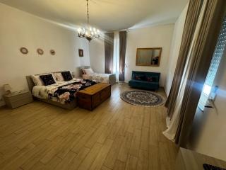 La casa di Sarah aspetta voi - Neapel - 2