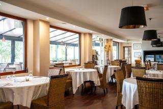 Hôtel - Restaurant La Chaloupe - Le Port-des-Barques - 3