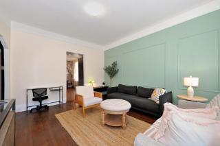 5 Bedroom 2 Bath I Full Floor I Midtown - 4