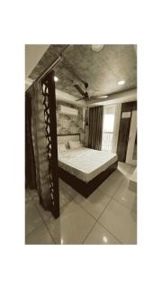 Royal castle - Zirakpur - 0