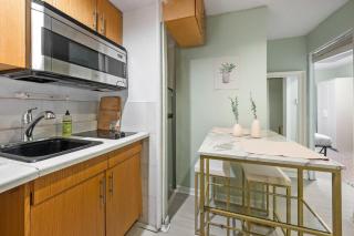 Murray Hill 2 Bed Furnished Apt - 8