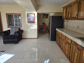 Poinciana apartment two - Montego Bay - 9