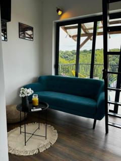 The Dream house - - 9