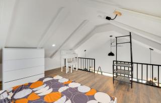 The Dream house - - 1