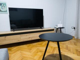 Roses Apartament - Tirana - 5