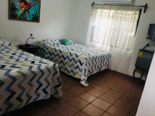 Villa Helen Hotel - Sambo Creek - 3