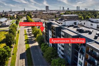 Free parking, Gym & Security, Air conditioner, kitchen & washing machine, children's playground, 4K OLED TV & HighSpeed WiFi, Skyline view balcony in CENTRAL location - Riga - 6