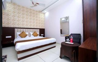 Skyla Hotel - Zirakpur - 0