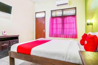 OYO 2184 Nan Berlian Inn - Legian - 6