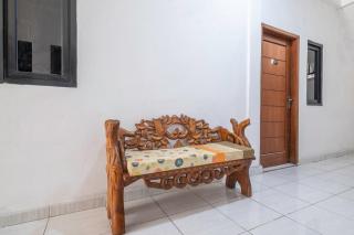 OYO Life 2391 Baladewa Residence Syariah - Karawang - 1