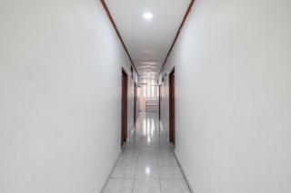 OYO Life 2391 Baladewa Residence Syariah - Karawang - 4