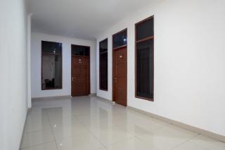 OYO 2410 Intan Hotel - Sembaikan - 0