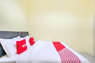 Super OYO 2509 Hotel Tebel 19 - Gedangan - 3