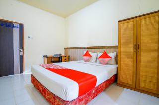 OYO Life 2502 Syariah Triantama Kost - 9