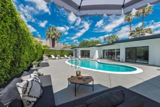 Palm Springs Midtown Midcentury Stunner - Palm Springs - 7