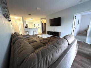 258-5-SV-Cozy home with movie and pool area - Davenport - 1