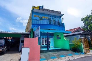 SPOT ON 2871 Hotel Budi - Purwokerto - 5