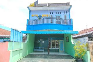 SPOT ON 2871 Hotel Budi - Purwokerto - 9