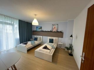 modern accomodation - 0