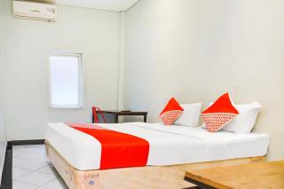 Hotel O Makassar near Mall Panakukkang formerly Sayang Home Stay - Makassar - 4