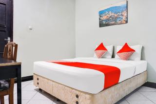 Hotel O Makassar near Mall Panakukkang formerly Sayang Home Stay - Makassar - 3