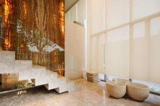 Luxe Condo with Pool, Gym, Sauna - 5