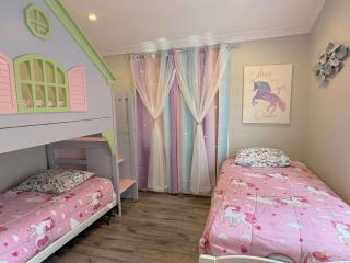 Disneyland Paradise 6 BedRoom 4 Bathroom Pool Spa Games - Anaheim - 1