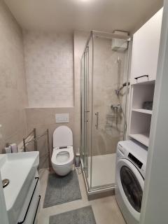 Yellow apt - Košice - 4