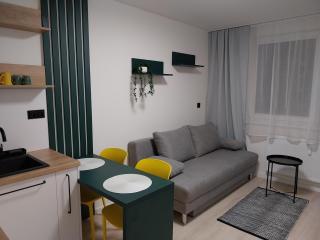 Yellow apt - Košice - 2