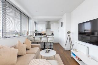 Luxury 2-Bed Hove Suite Escape - Brighton & Hove - 0