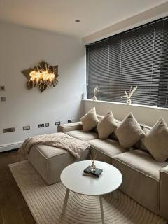 Luxury 2-Bed Hove Suite Escape - Brighton & Hove - 6