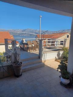 Apartment Dry dock - Postira - 1