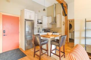 Downtown Apartments and Studios by StayIn - 1