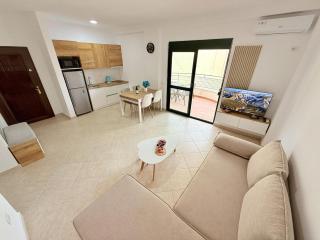ADAM apartment with swimming pool - Golem - 8