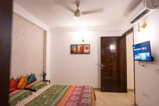 In the heart of South Delhi - New Delhi - 8