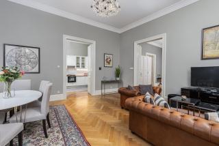 Spacious Victorian Residence by Grand Boulevard - Budapest - 4